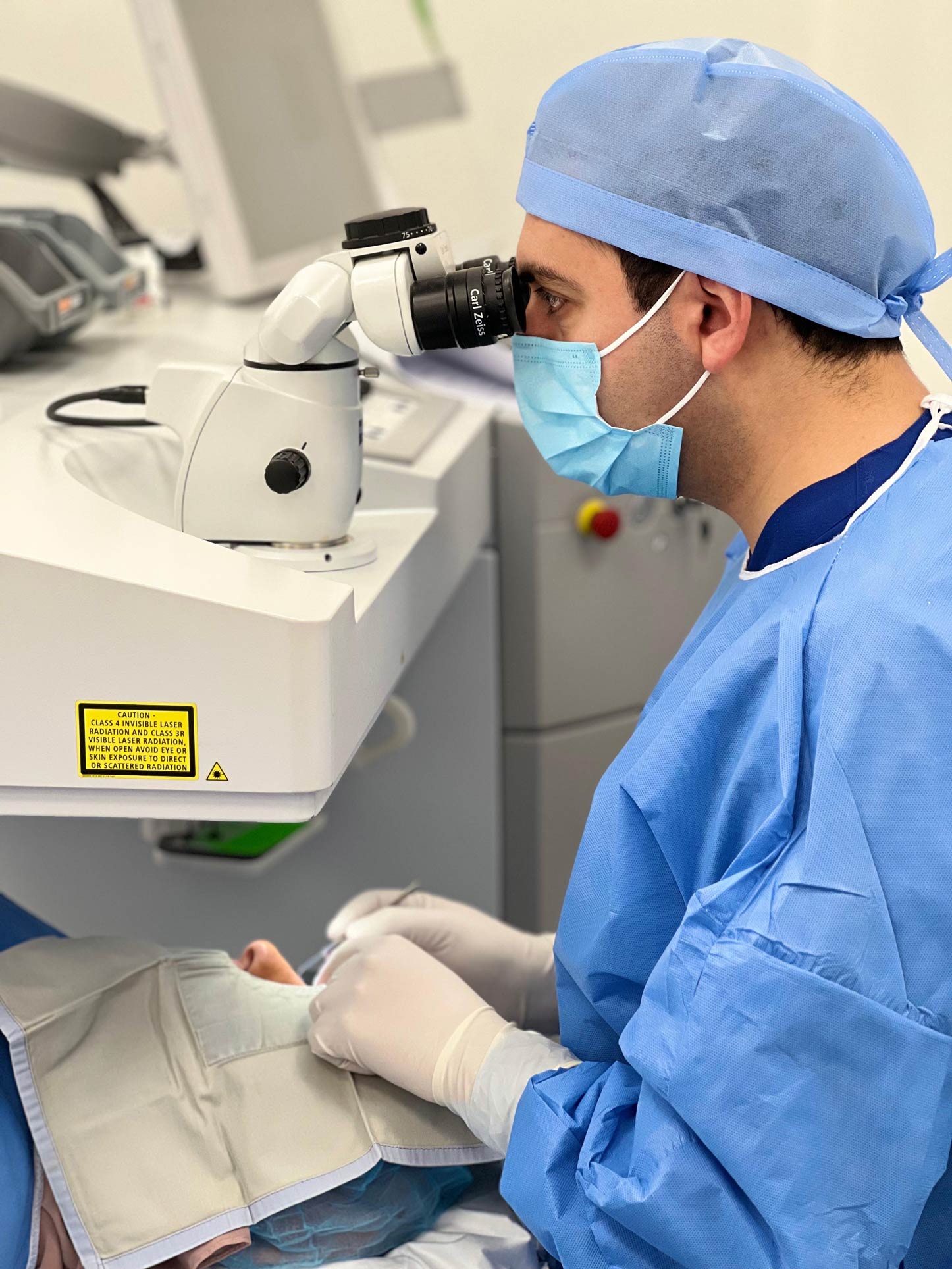 Ophthalmic surgeon performing advanced PRK laser eye surgery using excimer laser in Jordan.